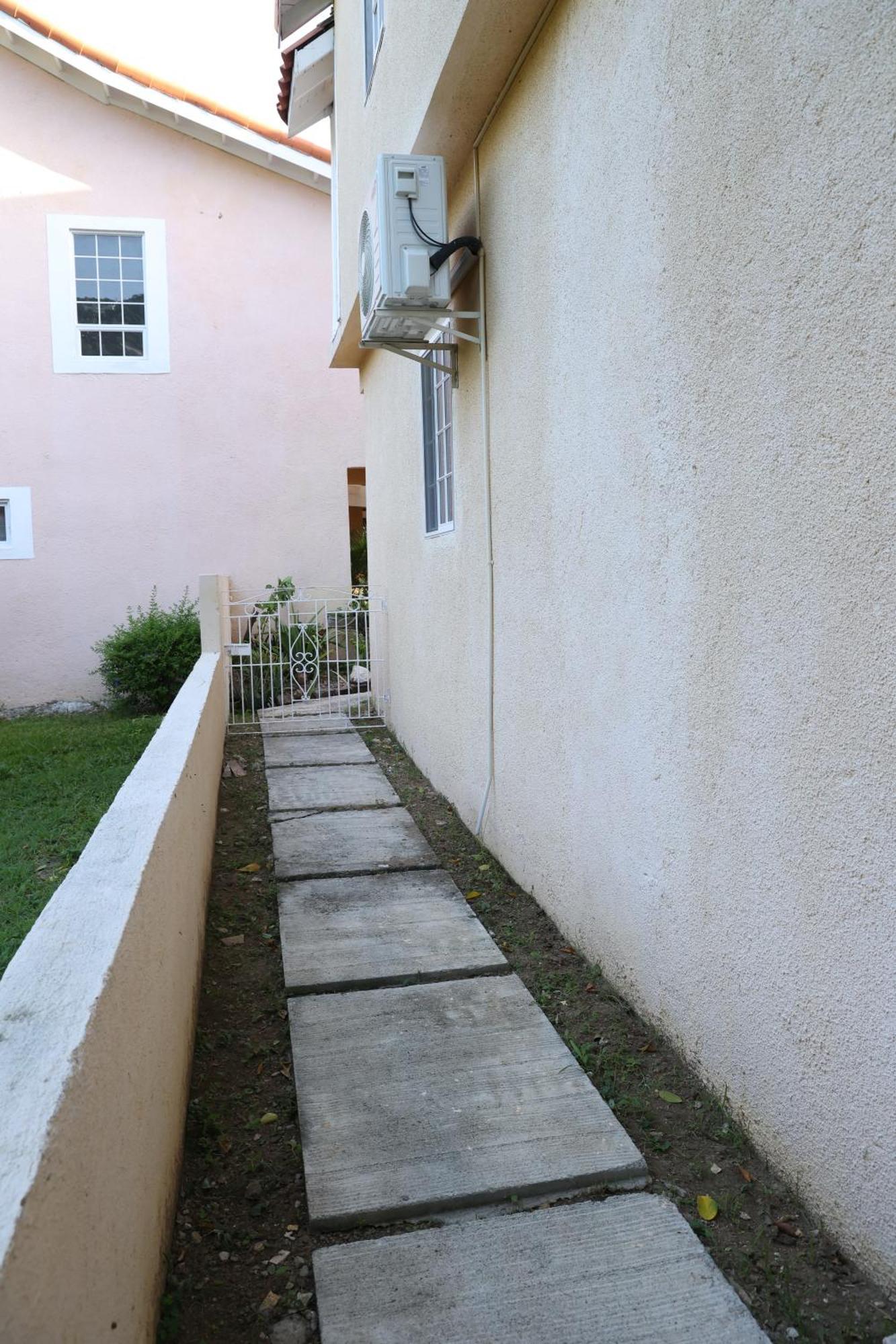 Spacious Luxury 3 Bed Rooms In Kingston Dış mekan fotoğraf