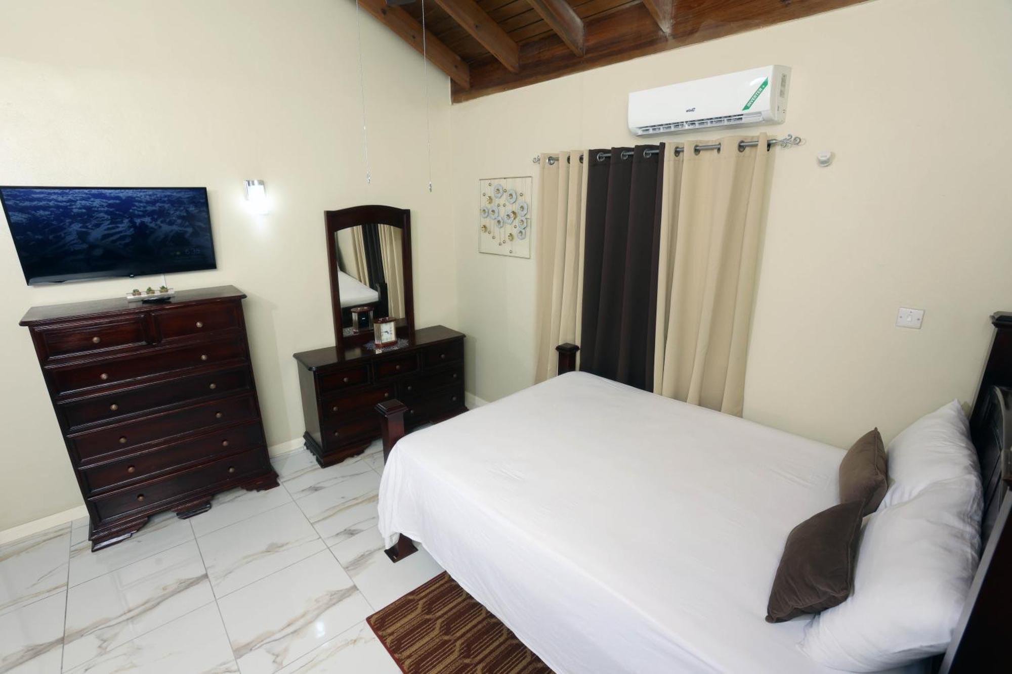 Spacious Luxury 3 Bed Rooms In Kingston Dış mekan fotoğraf