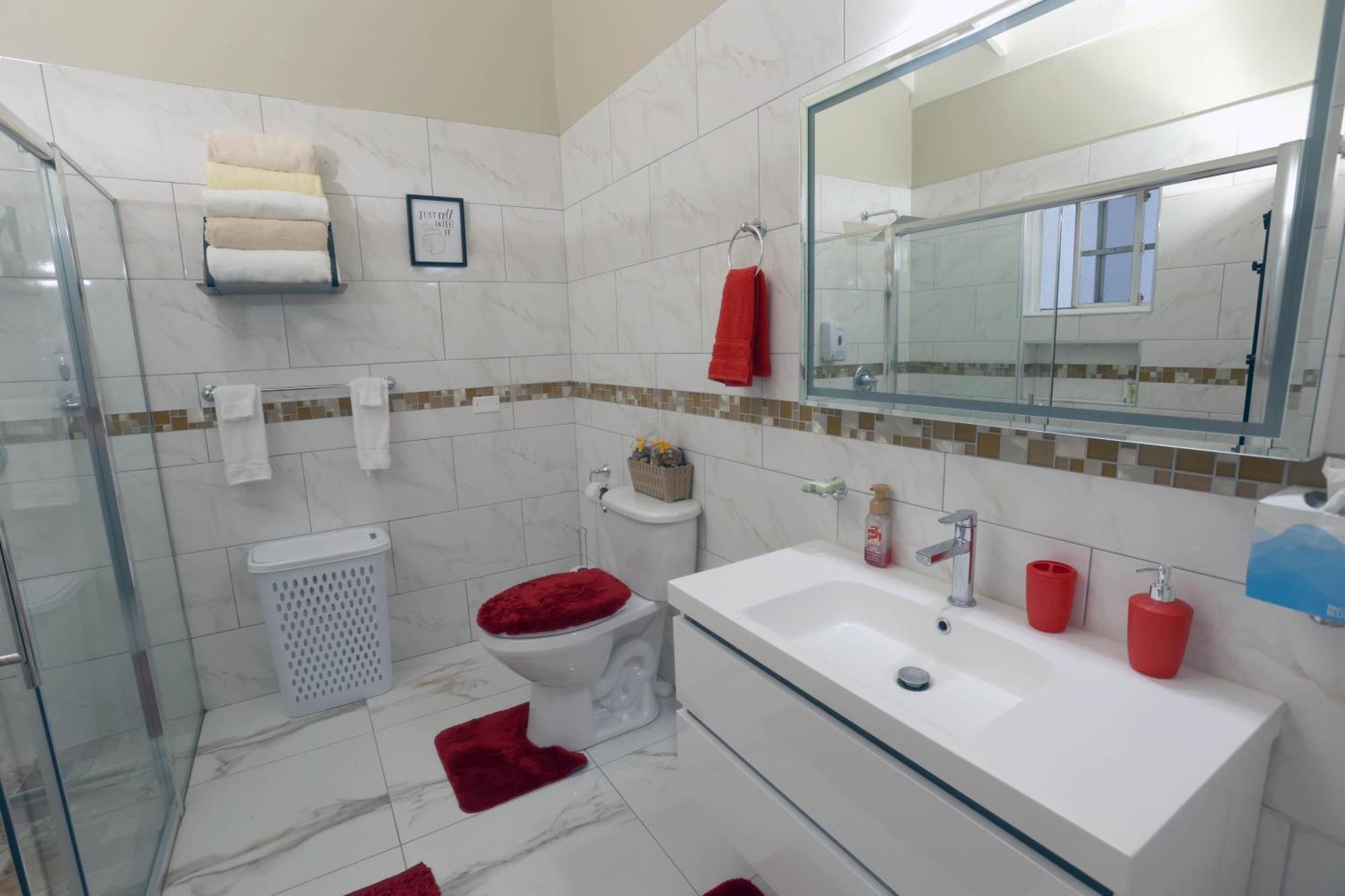 Spacious Luxury 3 Bed Rooms In Kingston Dış mekan fotoğraf